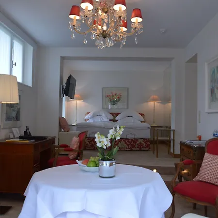 Manoir Du Dragon Hotel